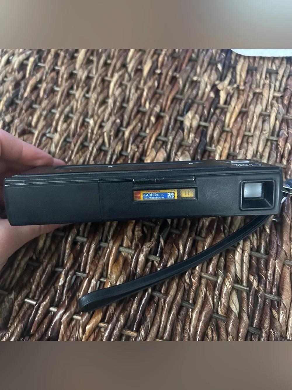 Vivitar TELE 603 Vintage 35mm Compact Film Camera - Tele Model 603 Untested